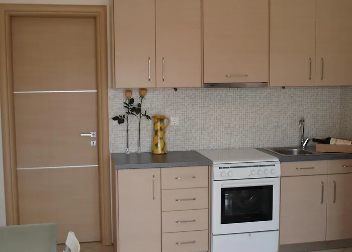 Salesi Apartment Megalopolis